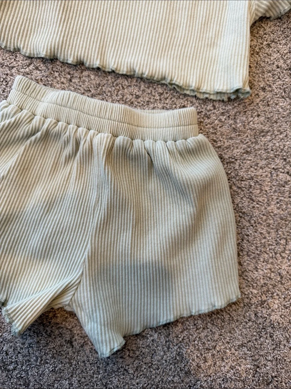 Ava + Oliver ribbed sage